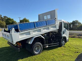 2012 Isuzu Forward Tipper - Thumbnail