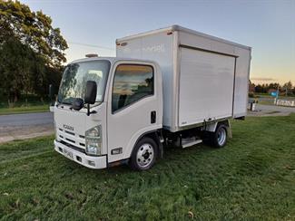 2012 Isuzu Elf - Thumbnail
