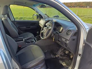 2012 Volkswagen Amarok - Thumbnail