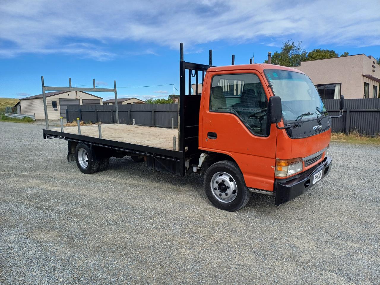 2005 Isuzu N Series