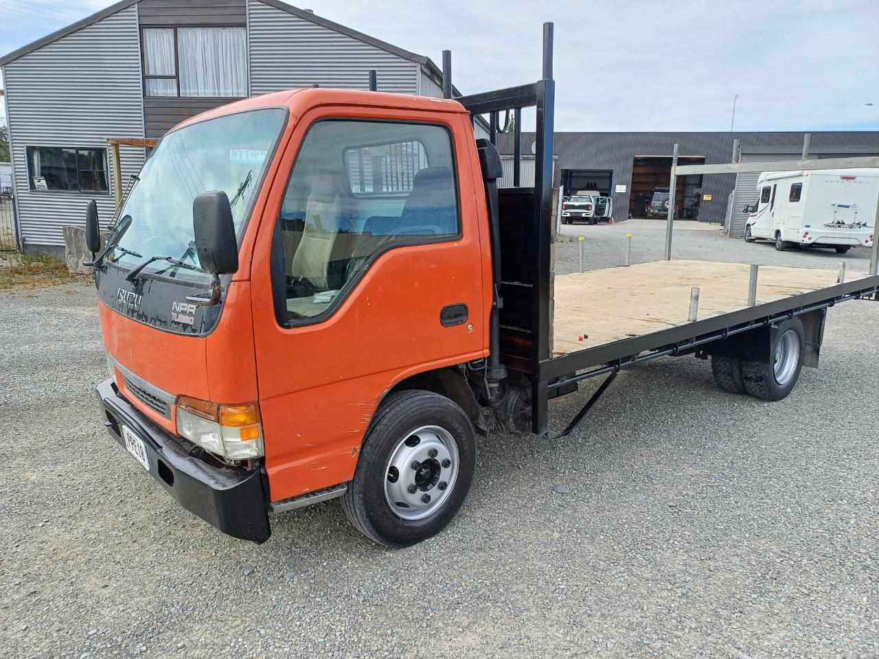 2005 Isuzu N Series