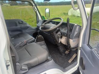 2008 Isuzu Elf - Thumbnail