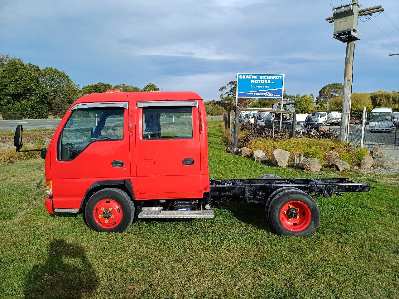 2000 Isuzu Elf