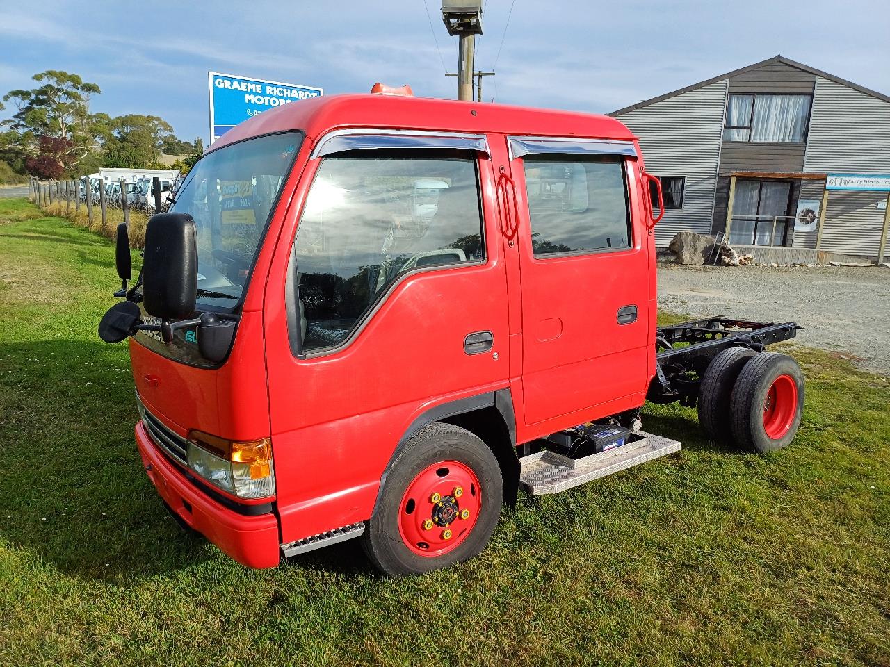 2000 Isuzu Elf