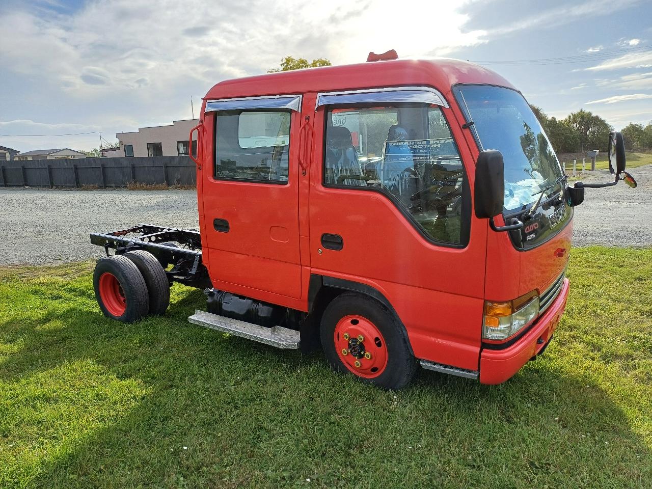 2000 Isuzu Elf