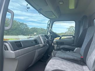 2015 Nissan Condor - Thumbnail