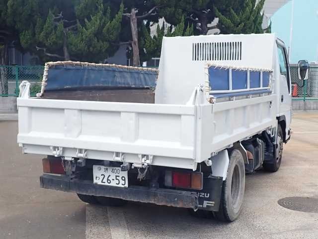 2014 Isuzu Elf