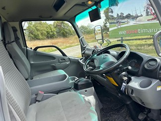 2012 Hino Dutro - Thumbnail