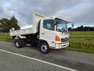 2006 Hino Ranger - Thumbnail