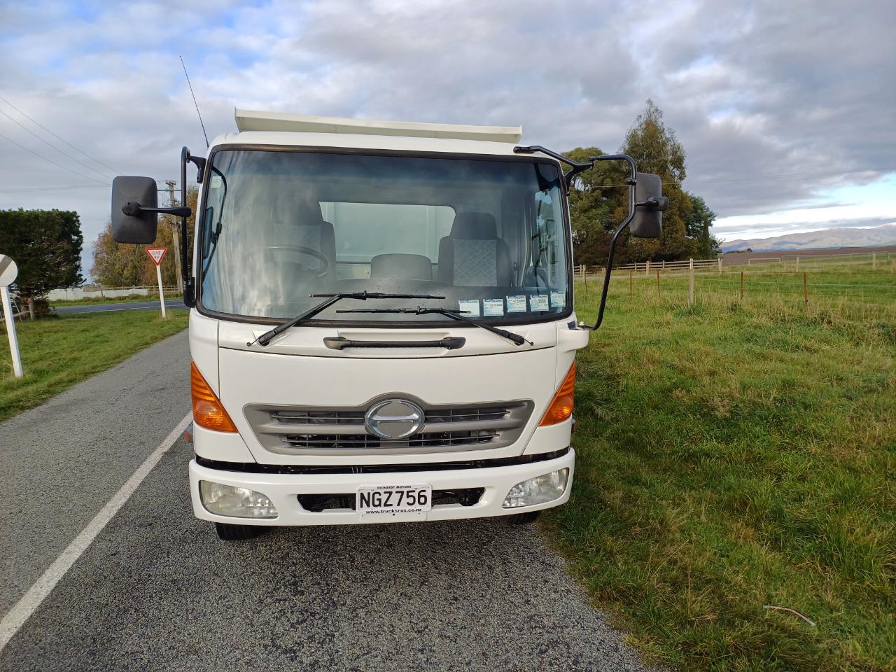 2006 Hino Ranger