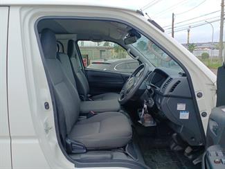2019 Toyota Hiace - Thumbnail