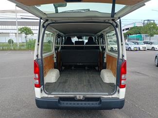 2019 Toyota Hiace - Thumbnail