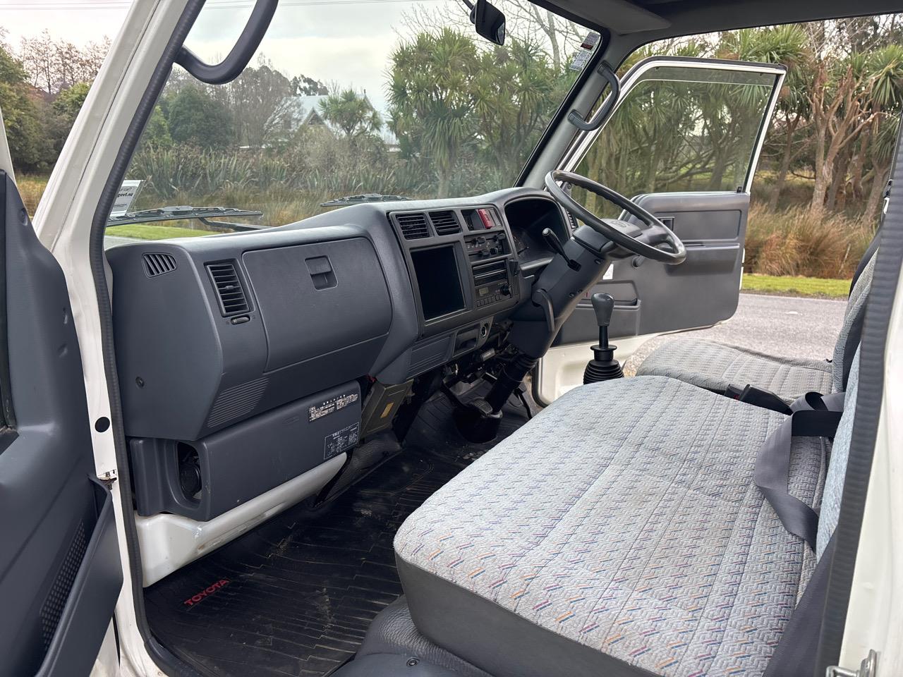 2001 Toyota Dyna