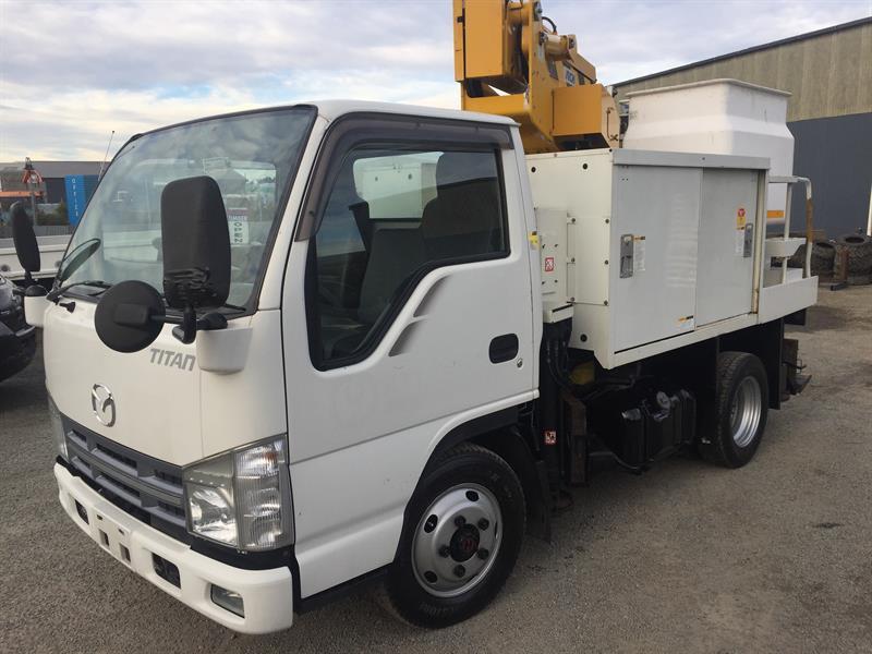 2008 Mazda Titan