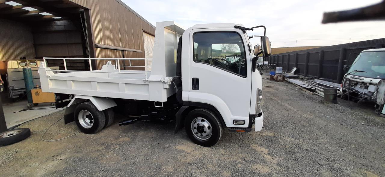 2008 Isuzu Forward