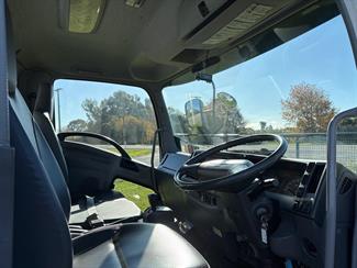 2008 Isuzu Forward - Thumbnail