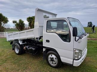 2007 Isuzu Elf - Thumbnail