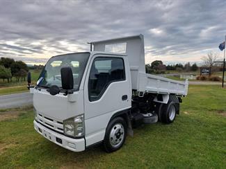 2007 Isuzu Elf - Thumbnail