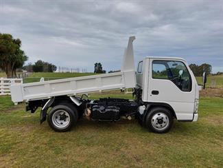 2007 Isuzu Elf - Thumbnail
